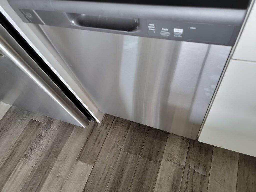 Dishwasher Water leaking Dishwasher Water leaking